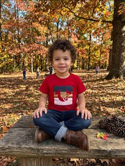 True Religion infant/toddler graphic t-shirt Color-blocked square logo Sz 12 M