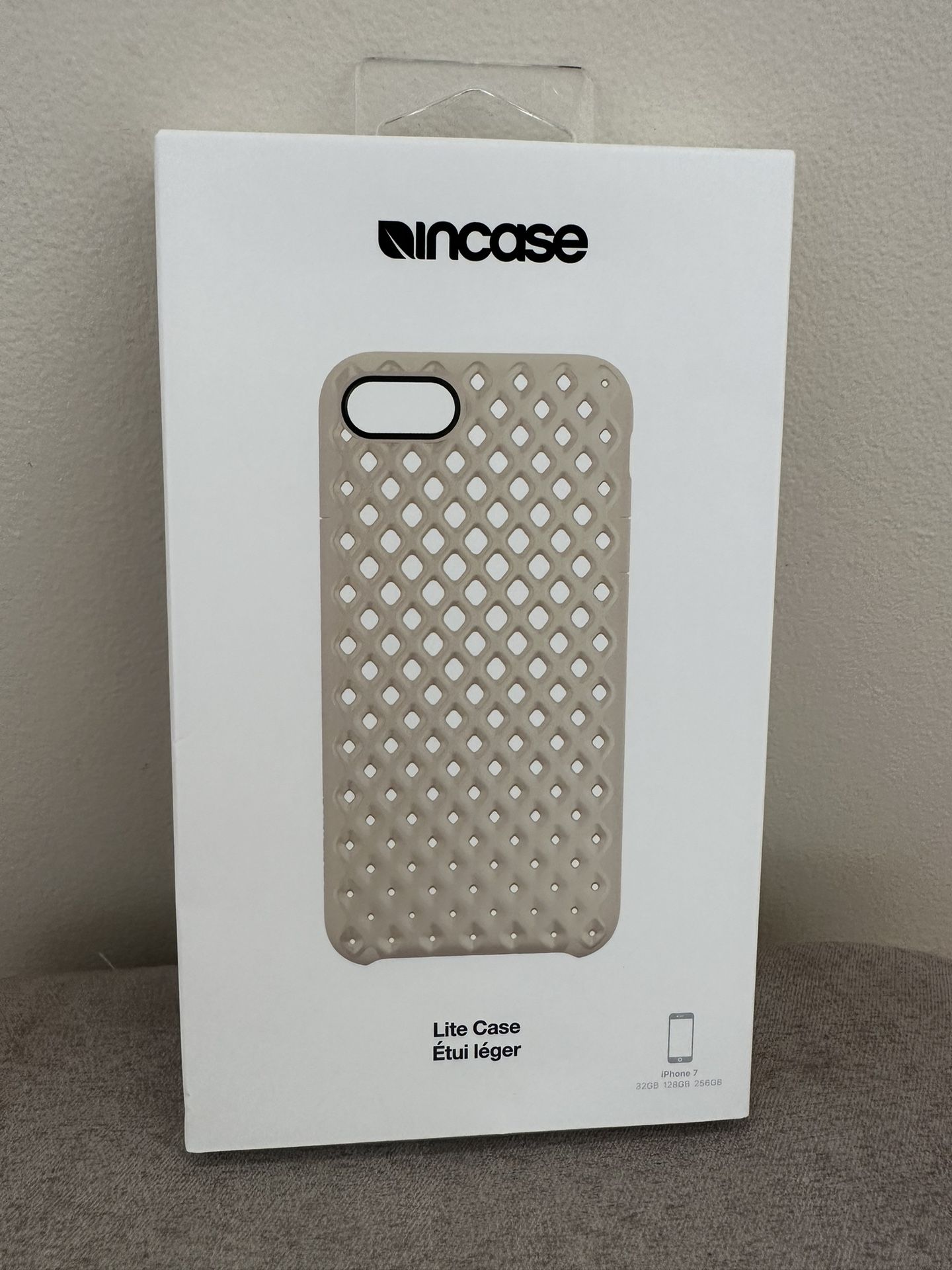 Incase Lite Case for iPhone 7