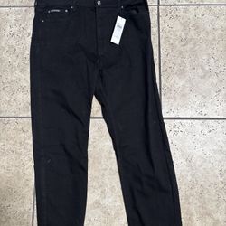 Calvin Klein Slim Straight Jeans – Size 38 x 32