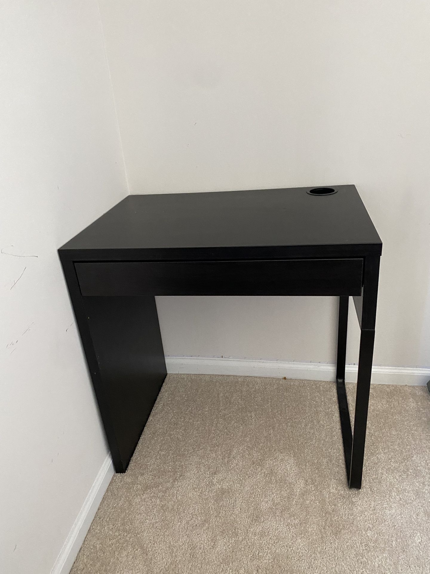 IKEA Kid’s Desk 