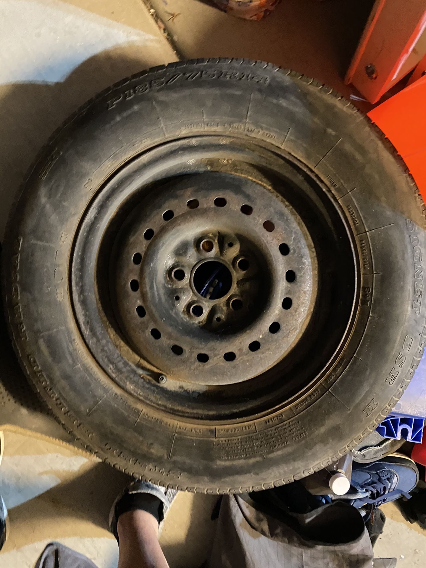 Signet Wheel And Tire Five Spoke P185/75 R14