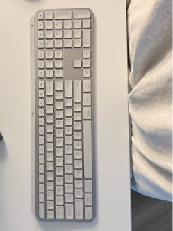 Logitech bluetooth keyboard