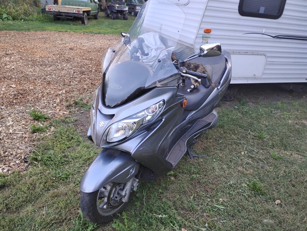 Motorcycle 
