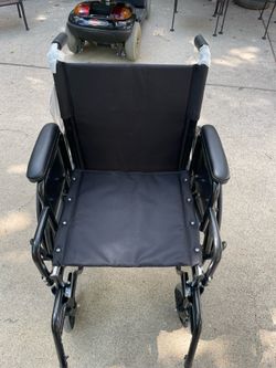 Manual wheelchair 18”wide