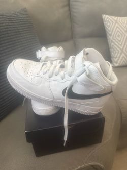 Nike Air Force 1 High Top Sneakers size 8.5