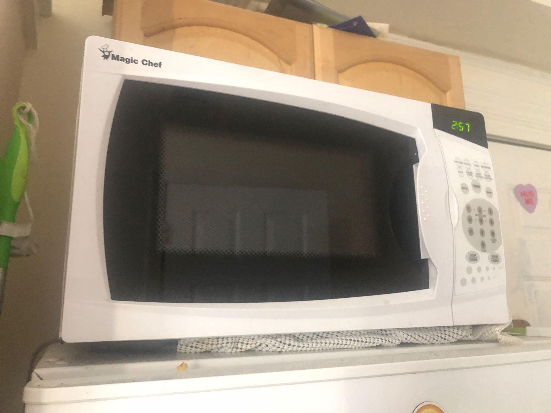 Magic Chef small Microwave