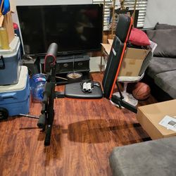 Fitness Workout Bench Woth Straps