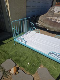 Ikea bed frame for kids with mattress