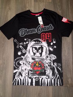 Graphic T shirt size L