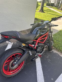 Ducati Monster 797. Year 2017