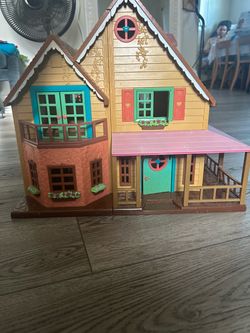 Honeybee acre house