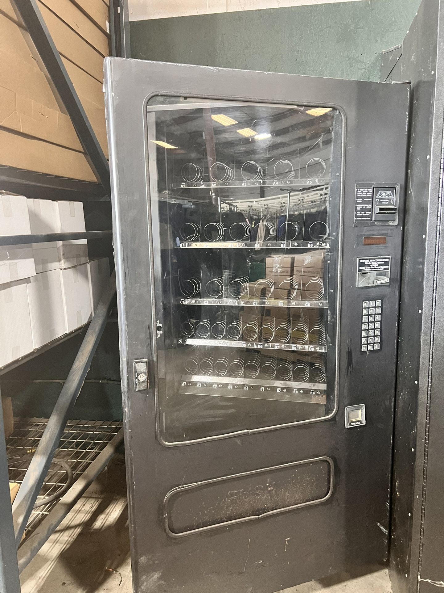 FSI 3063 Vending Machine 