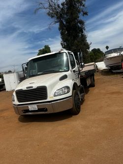2014 Freightliner M2 Rollback Tow Truck
