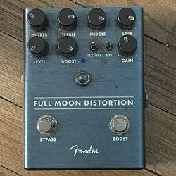 FENDER FULL MOON DISTORTION 