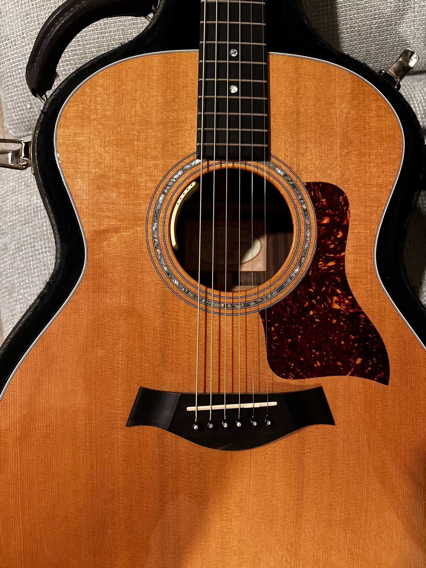 Taylor 714 Acoustic Electric