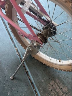 Girls bike