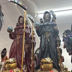 Santa muertes set una roja y otra negra