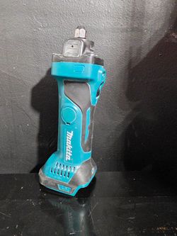 Makita XOC01 18V LXT Lithium-Ion Cordless Cut-Out Tool