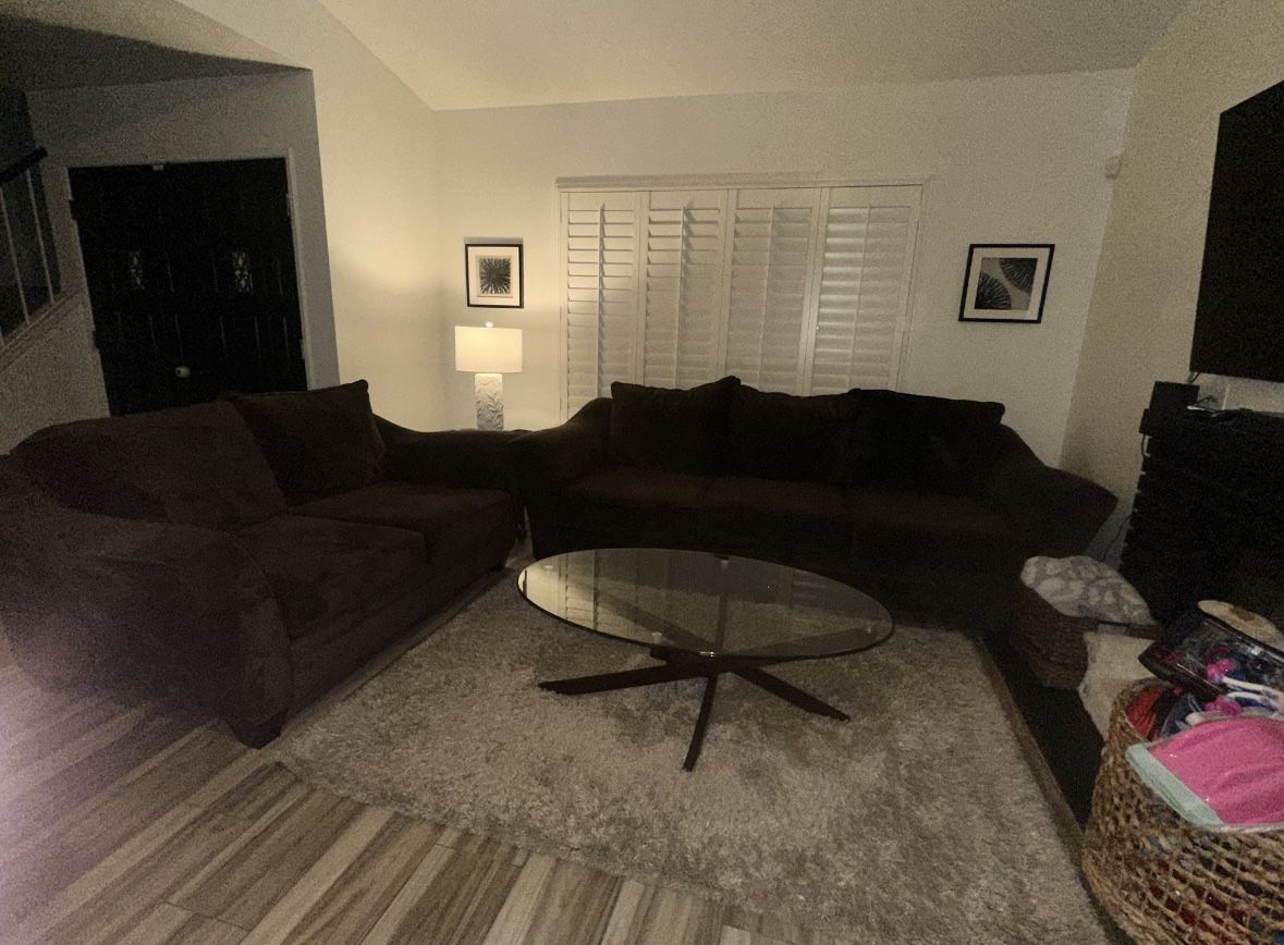 Free Couch Pick Up By Tomorrow