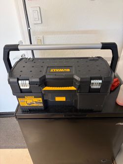 Dewalt Tool Box