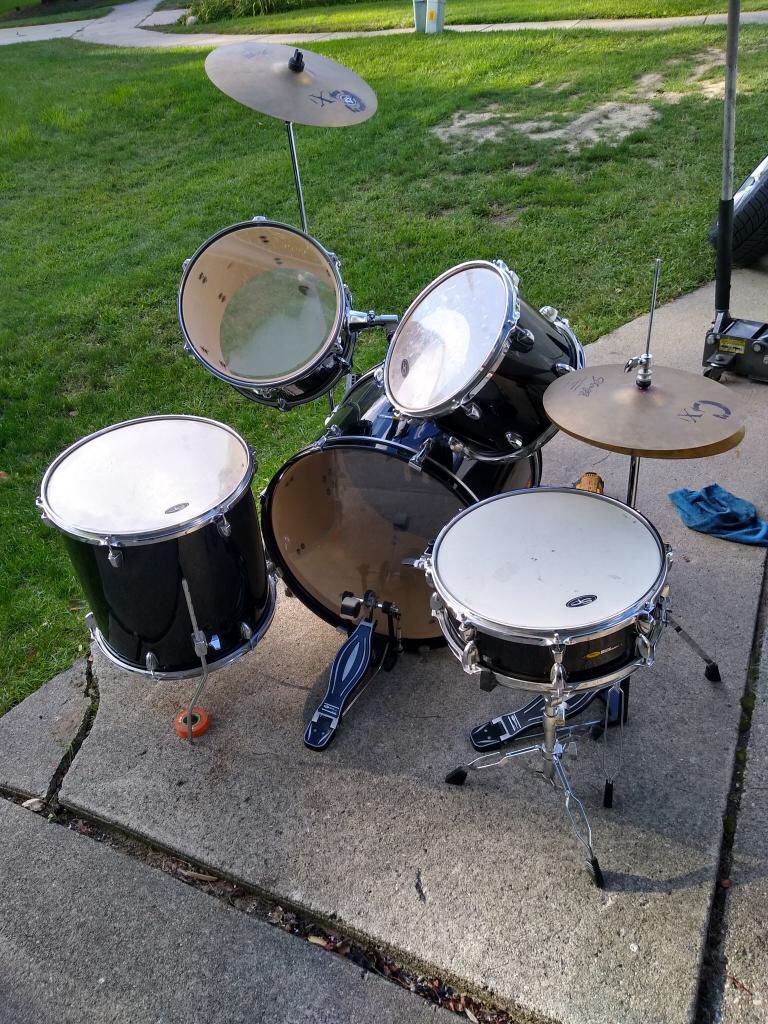 Sound percussion drums set