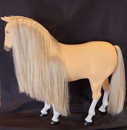 American Girl Chestnut Horse Long Hair 2023