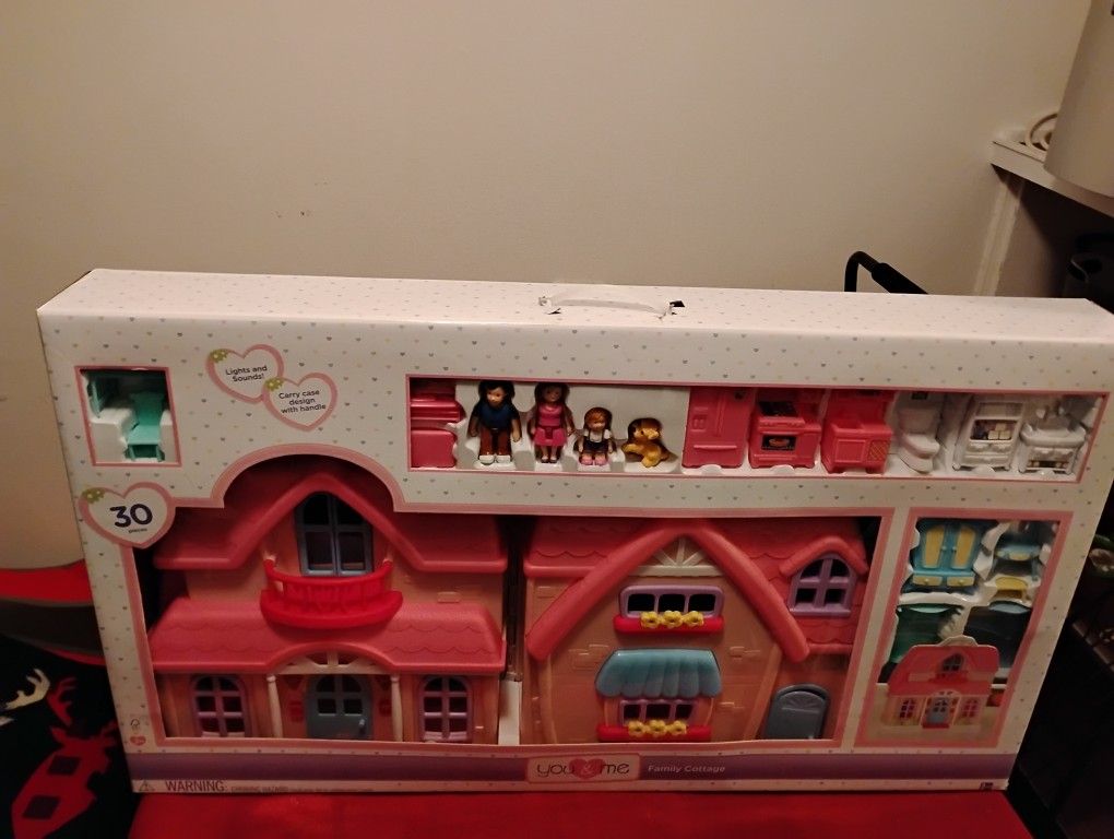 New You And Me Family Cottage Dollhouse