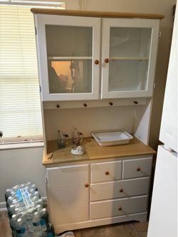 Buffet and cabinet