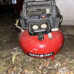 Porter Cable air compressor gently uses plug into outlet or extension cord starts right up.