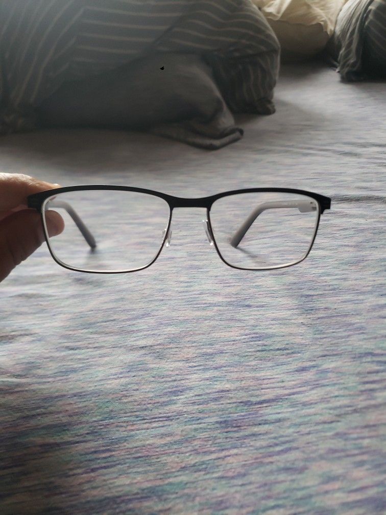 Eye Glasses 