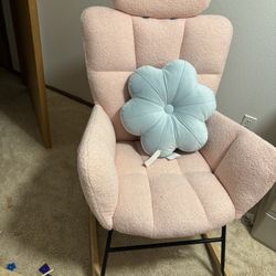 Nurshing Chair