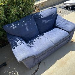 Loveseat W/ Wheels