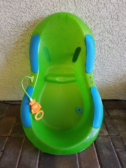 Baby bathing tub