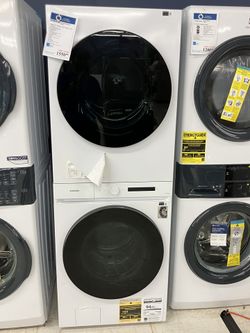 Samsung Bespoke 27" Laundry Hub™ Washer / Dryer