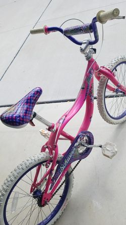 Girls schwinn bike $45