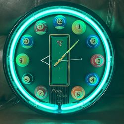 Neon Billiard Ball Pool Room/Man Cave Clock 