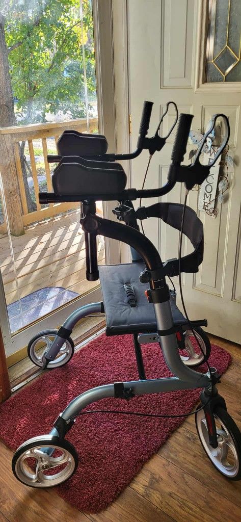 Winlove Upright Rollator Walker