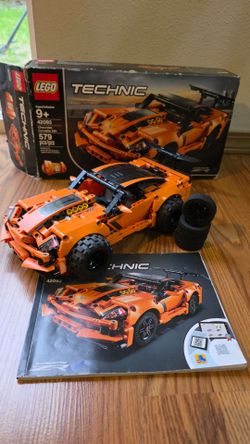 Lego Technic Corvette 42093