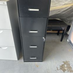 File Cabinet With Key
