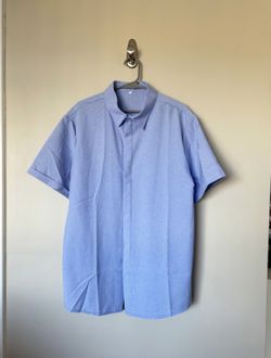 Men’s 2 Shirts Size Large 