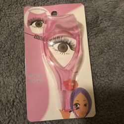 Mascara Application Tool 