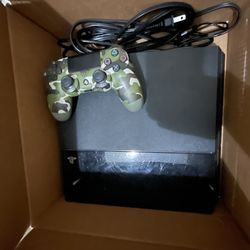 PS4 and Controller