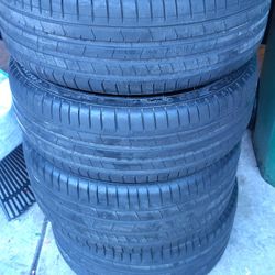 Staggard Pirelli P-zero Tires