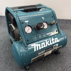 Makita Quiet Series 1HP Air Compressor model MAC210Q