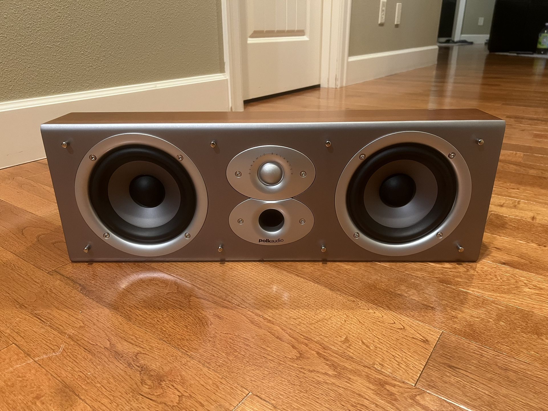 Polk audio CSi 3 center channel speaker