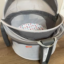 Fisher Price Baby Portable Bassinet and Play Space On-the-Go Baby Dome 