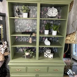Beautiful Aloe Vera Green 2 Piece Hutch With Drawers 