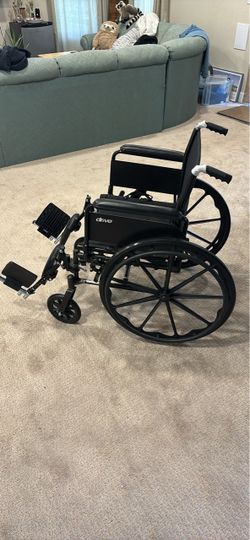 Drive Medical Wheelchair with Footrests