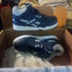 Reebok Navy Blue And White Work Sneakers 
