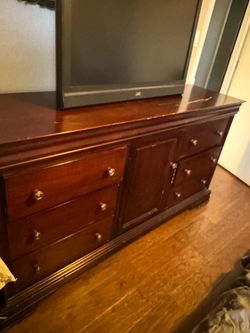 *Moving sale* Mahogany Dresser